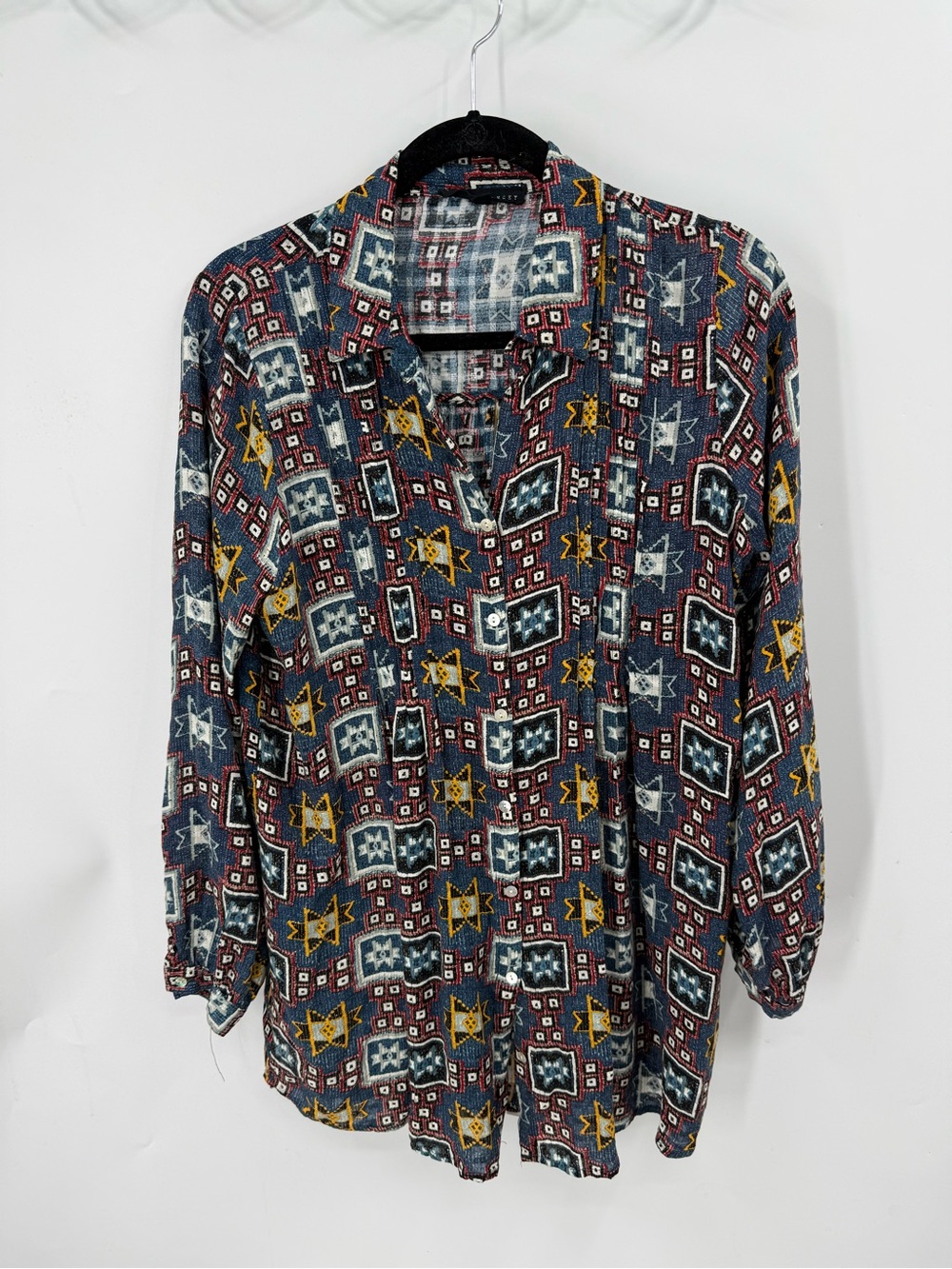 Jane + Delancey button up shirt Southwestern-geometric print pin-tuck pleatingM